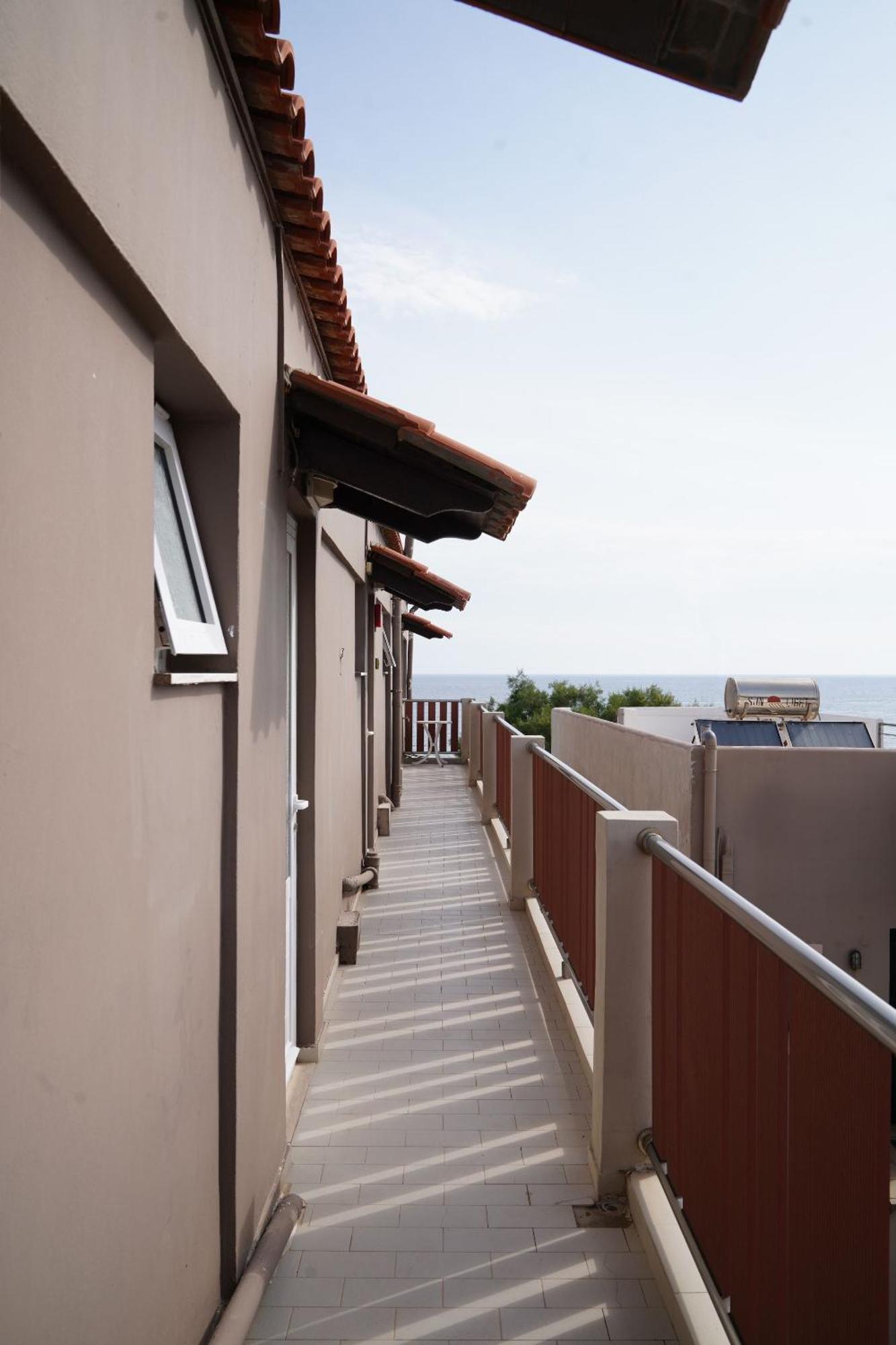 Cozy Corner Vs Beachfront Stalós Buitenkant foto